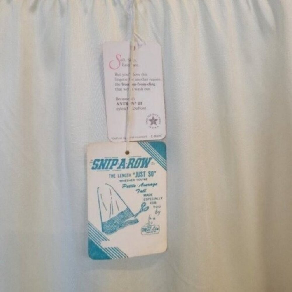 Vintage Mel-lin Dead Stock 1970's Snip a Row Satin Slip Skirt NWT - Picture 4 of 6